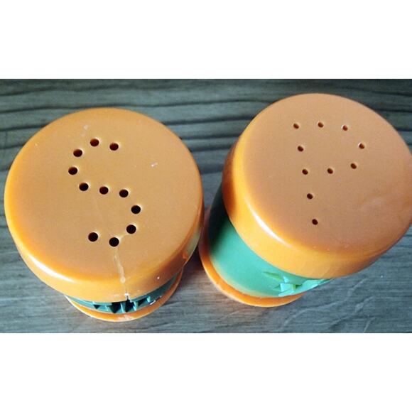 Vintage St. Labre Indian School Ashland Montana Salt & Pepper Shakers Plastic - Picture 4 of 13